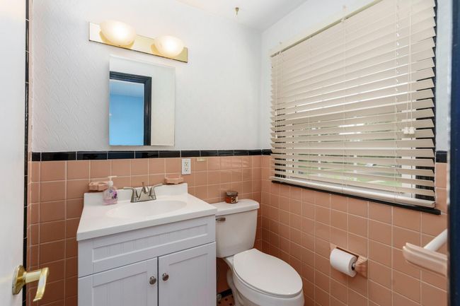 15501 E Jefferson Ave, House other with 3 bedrooms, 3 bathrooms and null parking in Grosse Pointe Park MI | Image 13