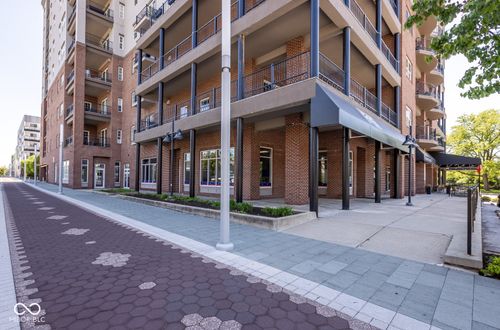 203-435 Virginia Avenue, Indianapolis, IN, 46203 | Card Image