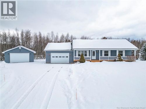 64 Thompson Ave, Burton, NB, E2V0E8 | Card Image