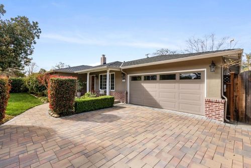 1876 Miramonte Ave, Mountain View, CA, 94040-4067 | Card Image