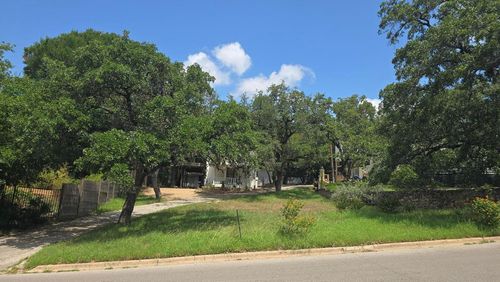 850 Forest View Dr, West Lake Hills, TX, 78746-4520 | Card Image