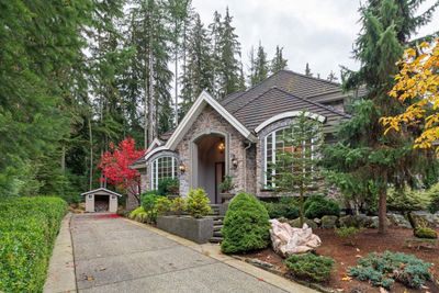 320 Forestview Lane, House other with 5 bedrooms, 3 bathrooms and 8 parking in Anmore BC | Image 2