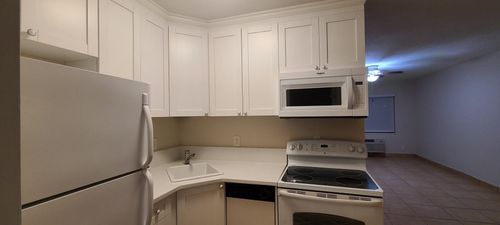 2-925 Intracoastal Dr, Fort Lauderdale, FL, 33304-3689 | Card Image