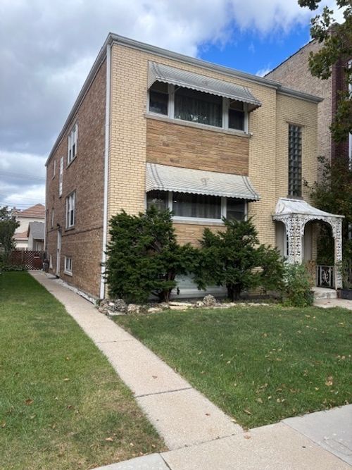 5354 W Montrose Ave, Chicago, IL, 60641-1306 | Card Image