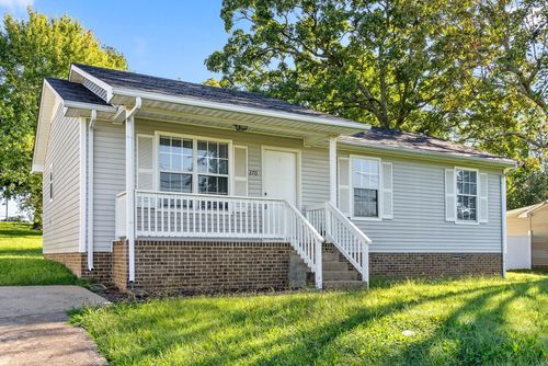 370 Hugh Hunter Rd, Oak Grove, KY, 42262-9107 | Card Image