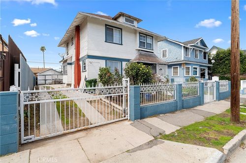 1665 Arlington Ave, Los Angeles, CA, 90019-6221 | Card Image