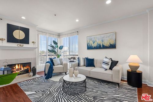 302-6938 Laurel Canyon Blvd, North Hollywood, CA, 91605-2703 | Card Image