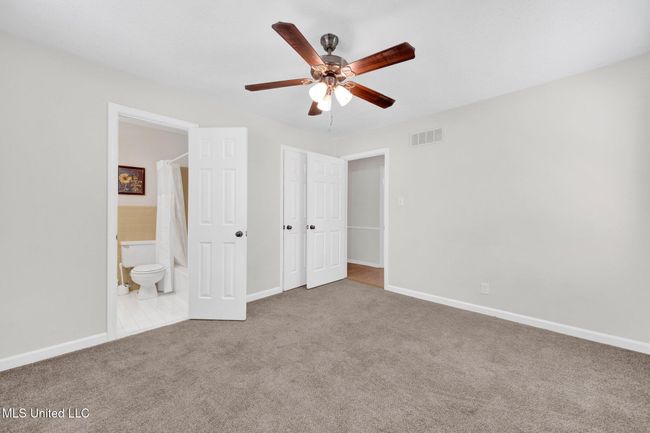 Guest Bedroom | Image 23