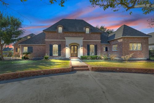308 Oakley Dr, Sulphur, LA, 70663-6262 | Card Image