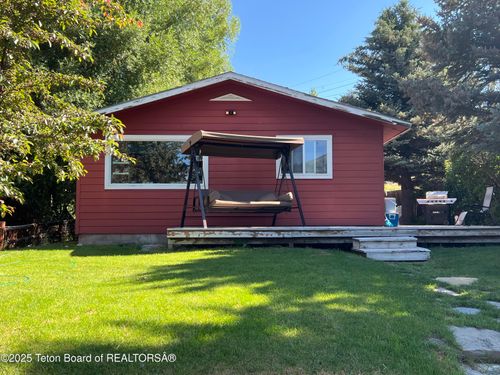 1675 E J-W Dr, Jackson, WY, 83001-1605 | Card Image