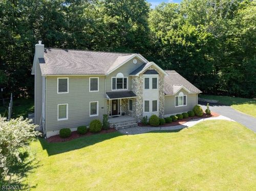 913 High Mountain Rd, North Haledon, NJ, 07508-2913 | Card Image