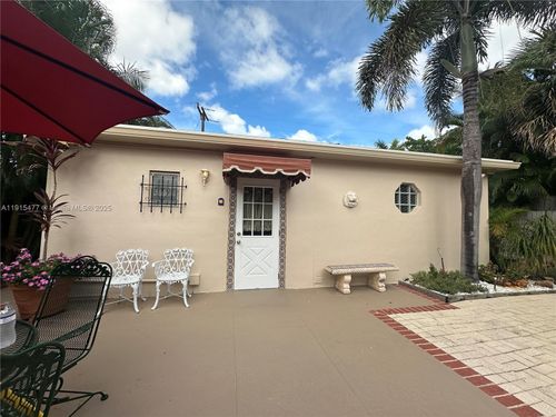 a-525 29th St, West Palm Beach, FL, 33407-5115 | Card Image
