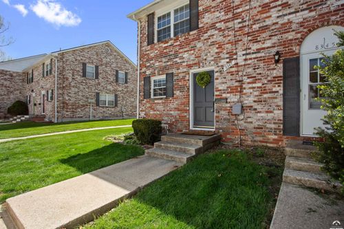 8347 Mackey St, Overland Park, KS, 66212-2729 | Card Image