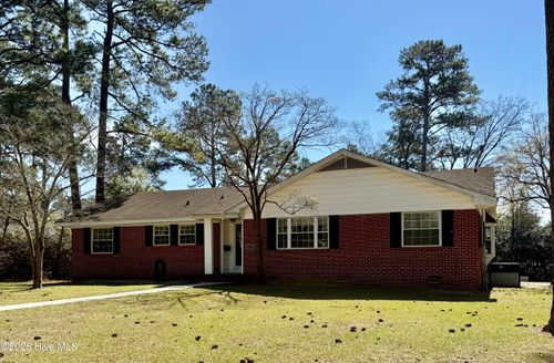 401 Hawthorne St, Hamlet, NC, 28345-3024 | Card Image