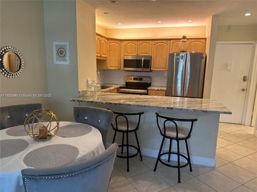 apt-103e-1520 Mckinley St, Hollywood, FL, 33020-3201 | Card Image