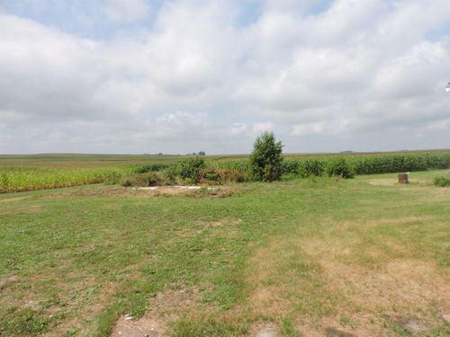 11214 Kimball Ave, Waterloo, IA, 50701-9536 | Card Image