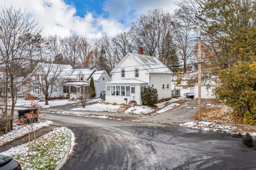 32 E Maple Street, Skowhegan, ME, 04976 | Card Image