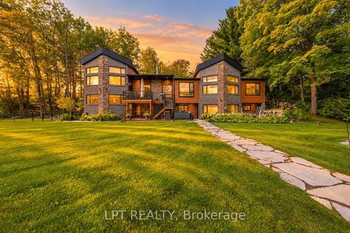 5 Birch Knoll Rd, Sutton West, ON, L0E1R0 | Card Image