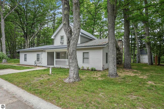 6836 Aarwood Trl Nw, House other with 4 bedrooms, 2 bathrooms and null parking in Rapid City MI | Image 60
