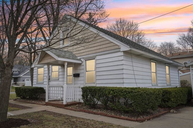 1301 Wyldhaven Avenue, House other with 3 bedrooms, 2 bathrooms and null parking in Monona WI | Image 56