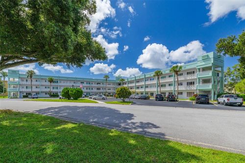63-2455 Finlandia Ln, CLEARWATER, FL, 33763-3352 | Card Image