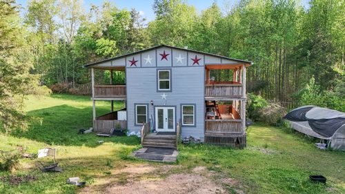 140 K B Song Ln, Linden, TN, 37096-1505 | Card Image