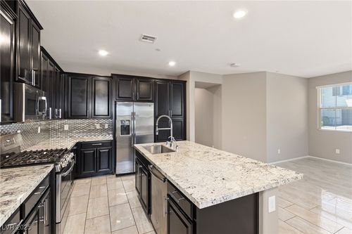 4 Lomita Heights Dr, Las Vegas, NV, 89138-6174 | Card Image