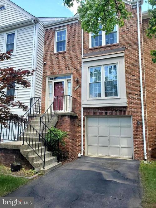 14142 Betsy Ross Ln, CENTREVILLE, VA, 20121-2660 | Card Image