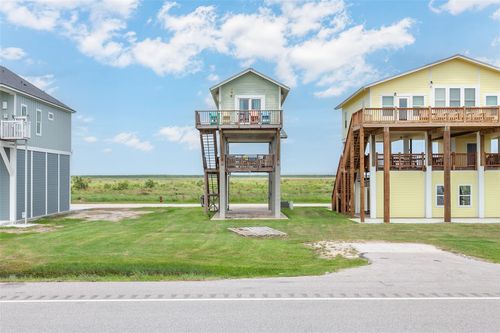 2433 Audubon Ave, Gilchrist, TX, 77617 | Card Image