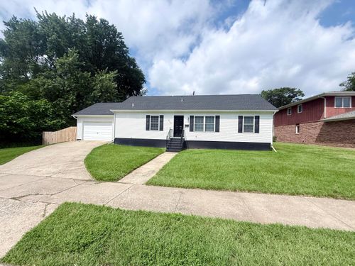 2244 Taft St, Gary, IN, 46404-3347 | Card Image