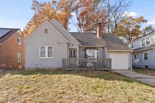 5806 Highland Ave, Kansas City, MO, 64110-3220 | Card Image