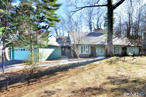 50 Beechtree Ln, West Hartford, CT, 06107-1001 | Card Image