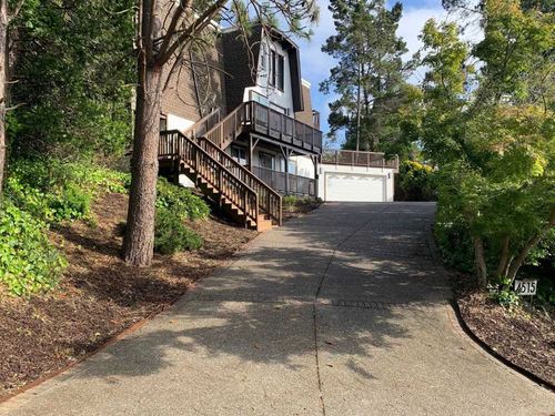 4515 Ewing Rd, Castro Valley, CA, 94546-1013 | Card Image