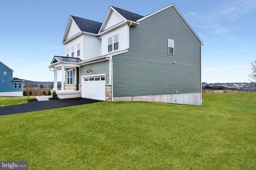 130 Steiner Way, Perkiomenville, PA, 18074-8700 | Card Image