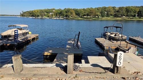128 Terrace Trl W, Lake Quivira, KS, 66217-8415 | Card Image