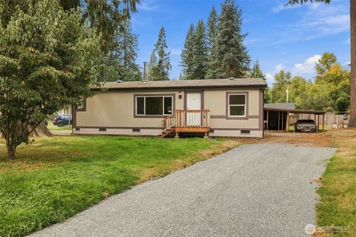 17233 119th Pl Ne, Arlington, WA, 98223-7102 | Card Image