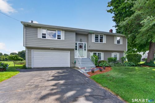 16 Driscoll Rd, Branford, CT, 06405-4506 | Card Image