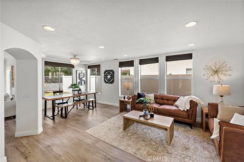 42 Clementine St, Trabuco Canyon, CA, 92679-5303 | Card Image