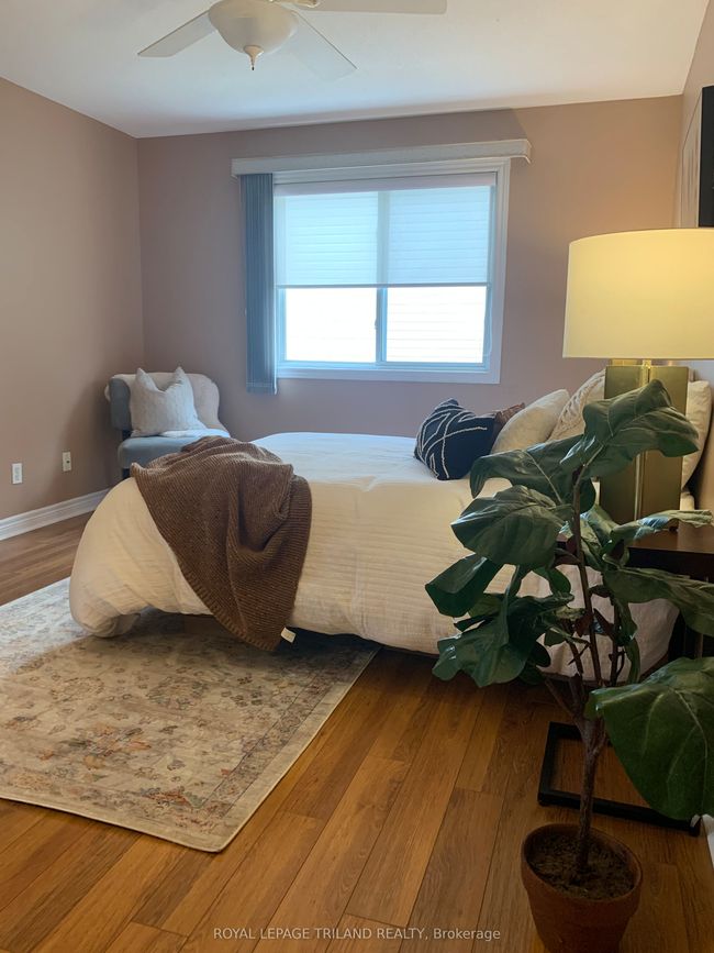 253 Mcgarrell Dr, House other with 4 bedrooms, 3 bathrooms and 2 parking in London ON | Image 16