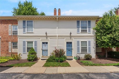 1005 Trevitt Cir, Euclid, OH, 44143-2426 | Card Image