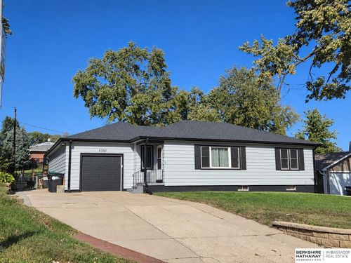 4260 Drexel St, Omaha, NE, 68107-3741 | Card Image