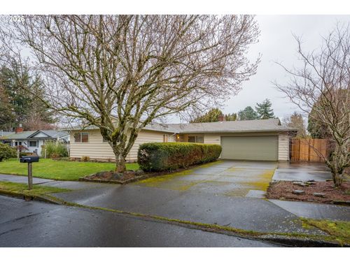 2320 Ne Rene Ave, Gresham, OR, 97030 | Card Image