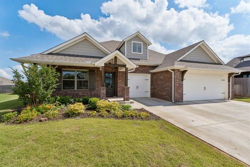 8224 Lambert Way, Edmond, OK, 73034 | Card Image