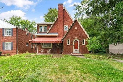 4222 Chester Dr, Youngstown, OH, 44512-1539 | Card Image