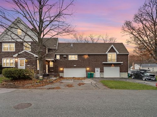16 Felton St, Woburn, MA, 01801-3266 | Card Image
