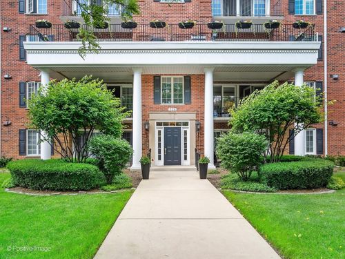 2-326 Park Ave, Clarendon Hills, IL, 60514-1365 | Card Image