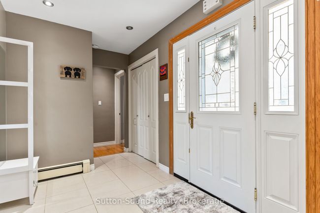 232 4th Ave, House other with 4 bedrooms, 3 bathrooms and 4 parking in Hanover ON | Image 5