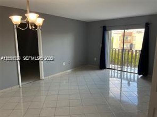 407-4-4841 Nw 7th St, Miami, FL, 33126 | Card Image