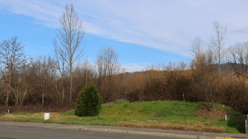 1237-1940 Sw J St, Grants Pass, OR, 97526-5417 | Card Image