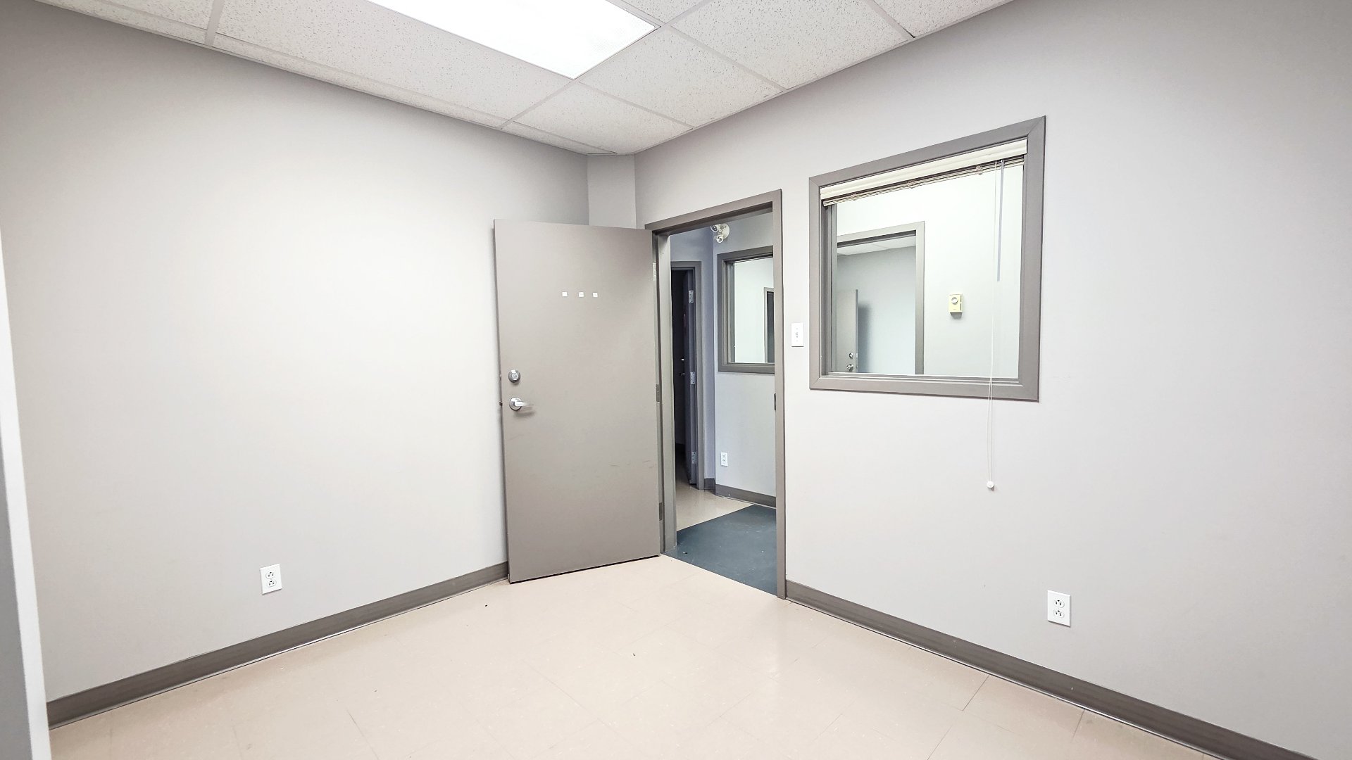 Commercial Lease in Plessisville - Ville 5